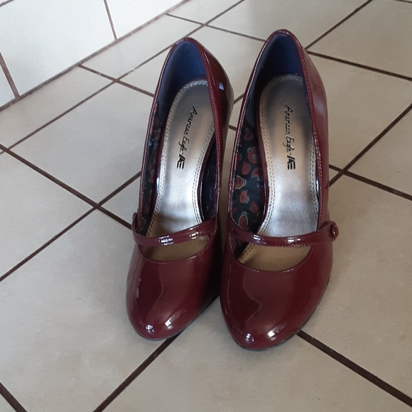 Shoes - American Eagle Burgundy Heels